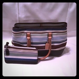 Coach purse with matching make up bag